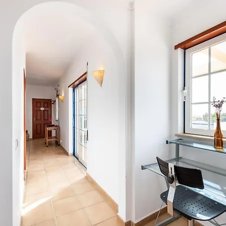A Casa De Sara * سانتا لوزيا